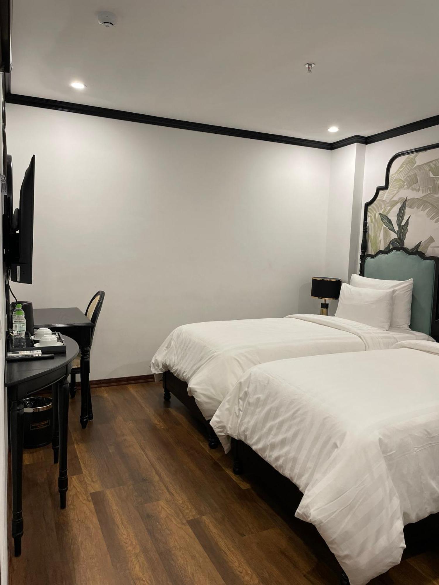 האנוי Aquarius Premium Hotel מראה חיצוני תמונה