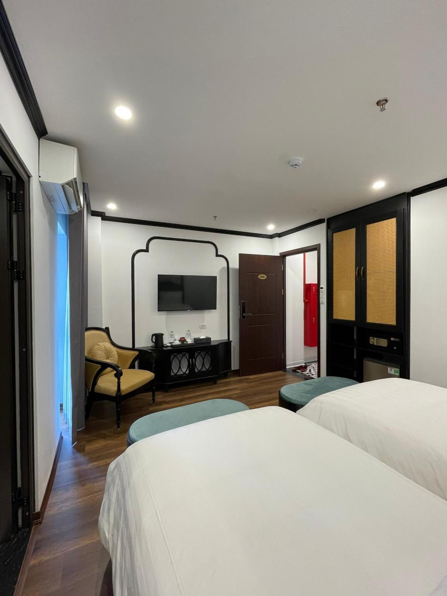 האנוי Aquarius Premium Hotel מראה חיצוני תמונה